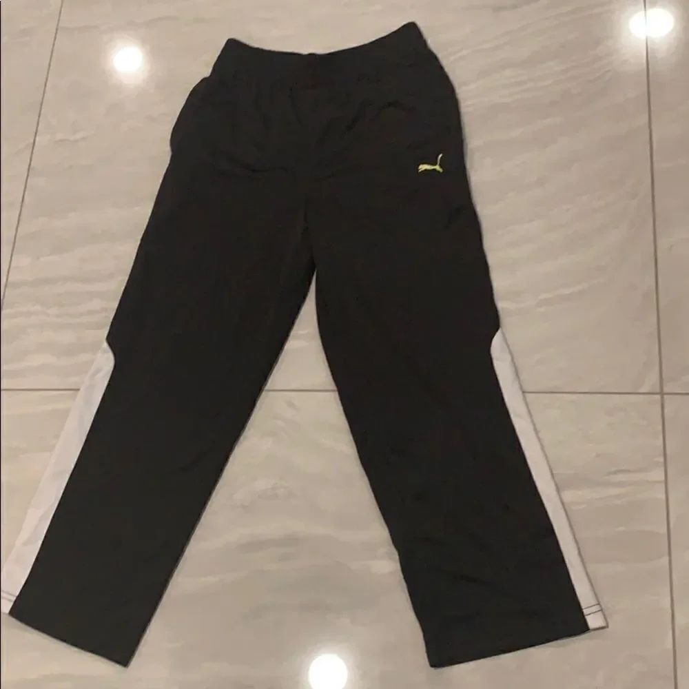 🎉1 hr sale 🎉Puma pants